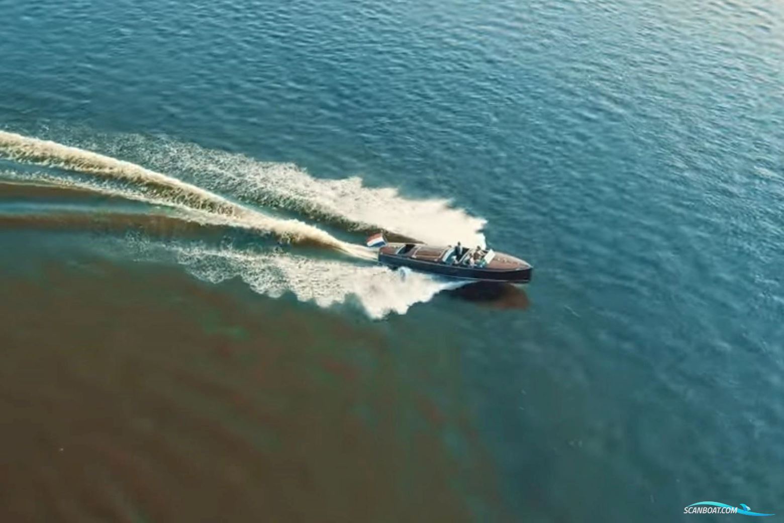 Hacker-Craft 26' Triple Cockpit Runabout