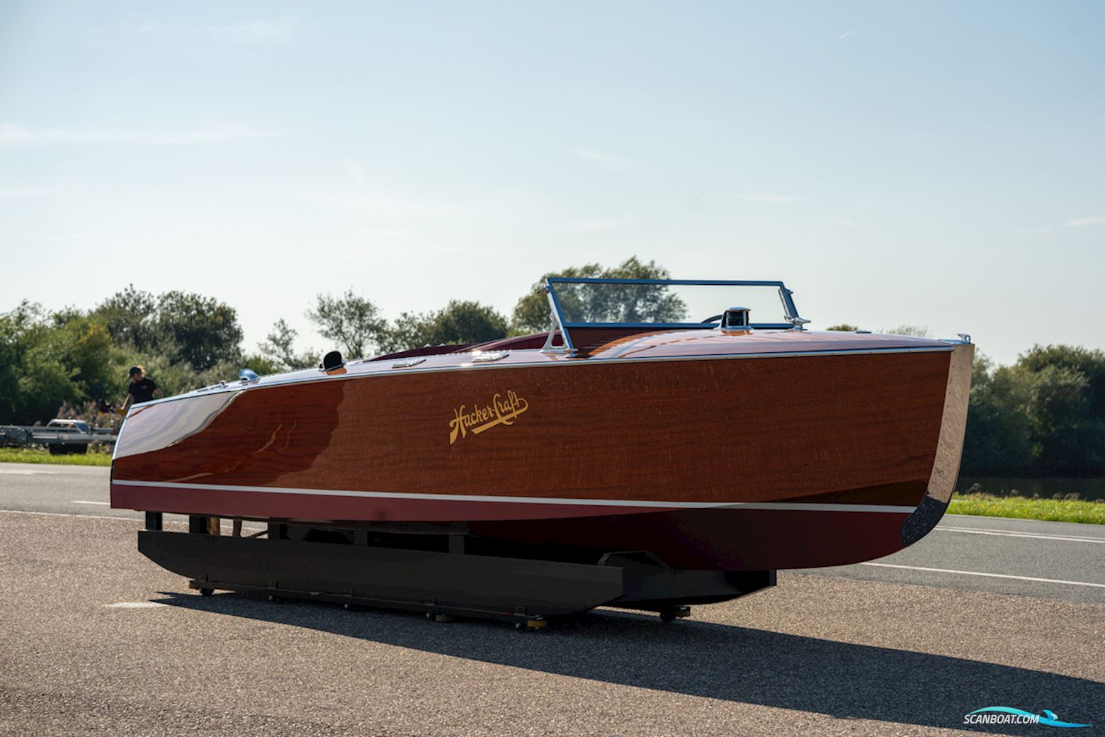 HACKER CRAFT Baby Dolphin