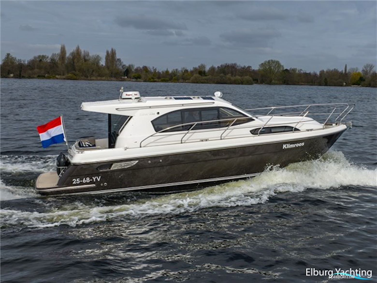 Haines 32 - Offshore Motorbåt 2016, Holland