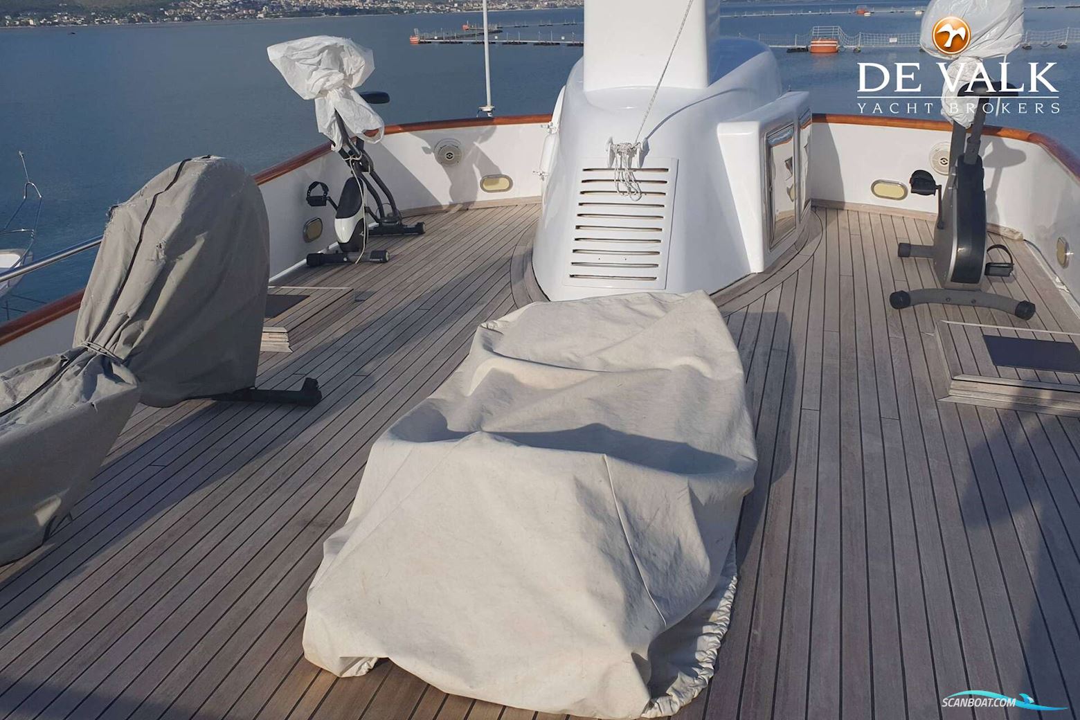 Hall Russell and Co Navetta