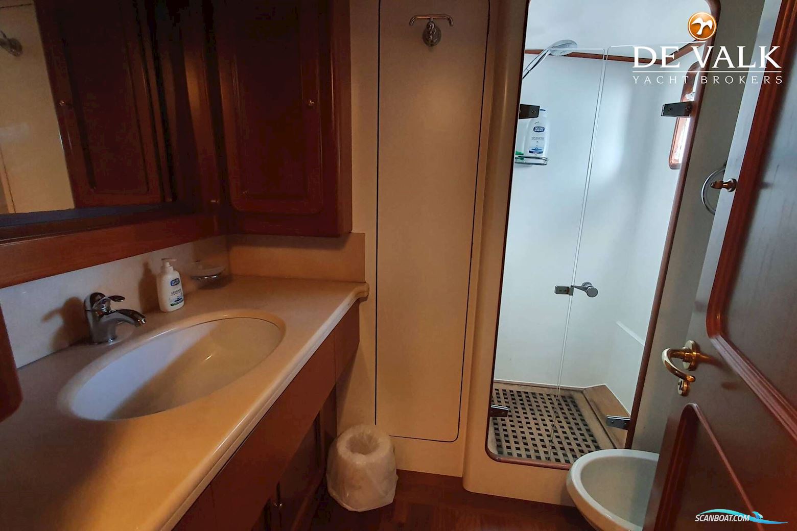 Hall Russell and Co Navetta