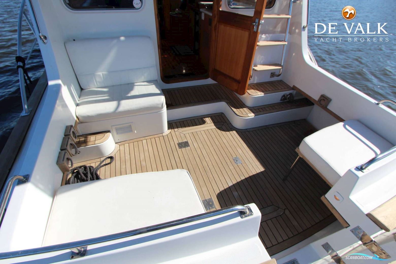 HALVORSEN 32 Gourmet Cruiser