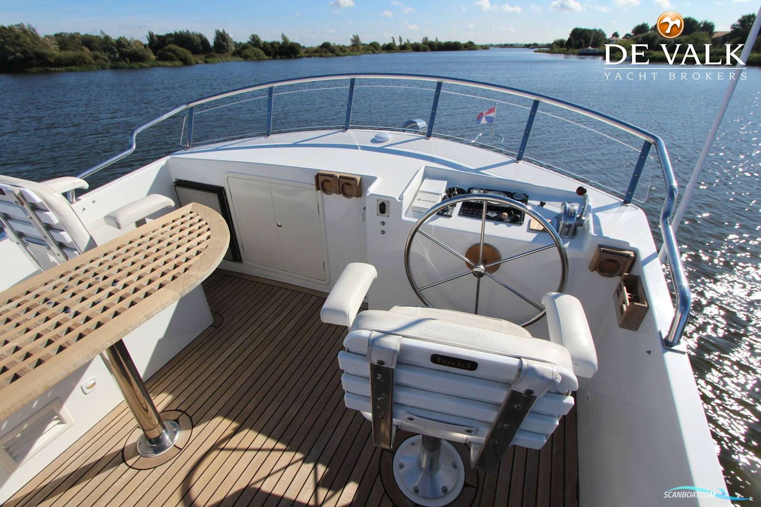 HALVORSEN 32 Gourmet Cruiser