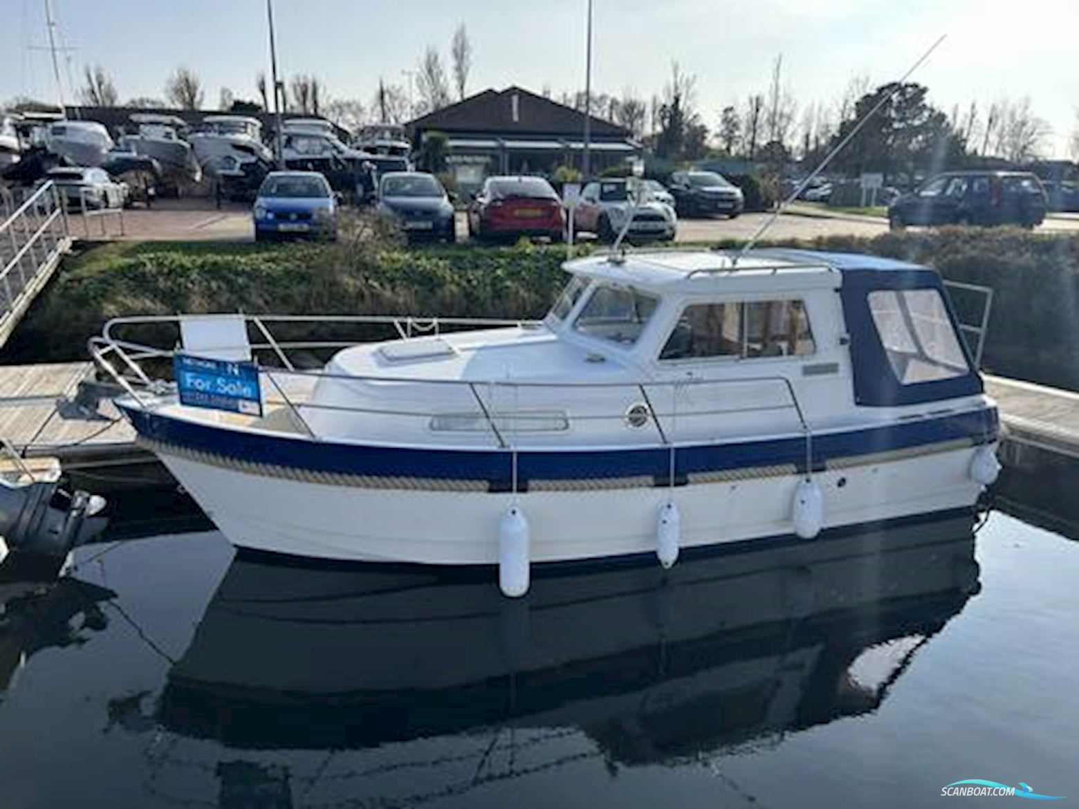 Hardy Marine Mariner 25 Motorbåt 2000, med Yanmar 4LH-Ste motor, England