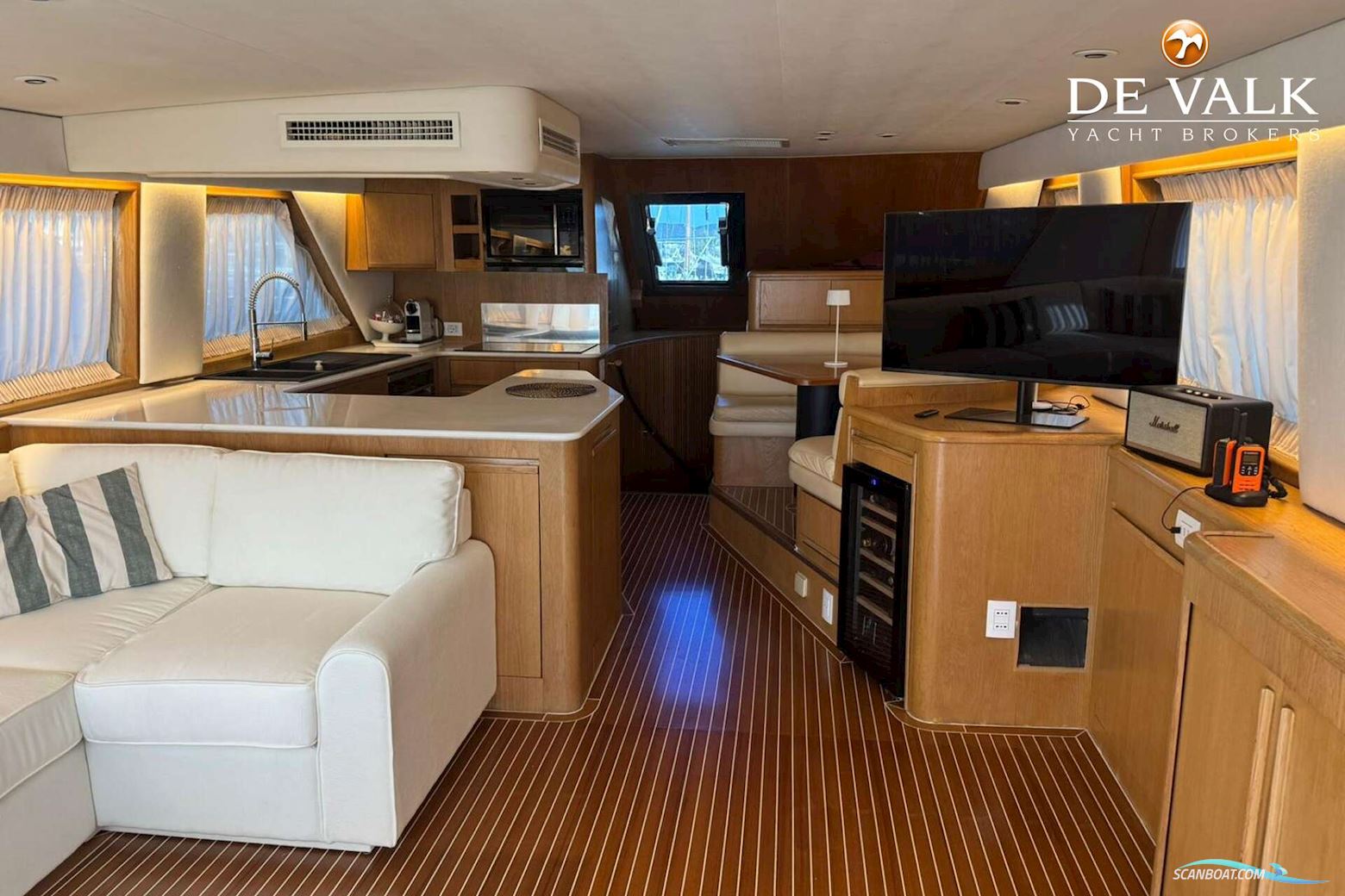 Hatteras 65 Convertible