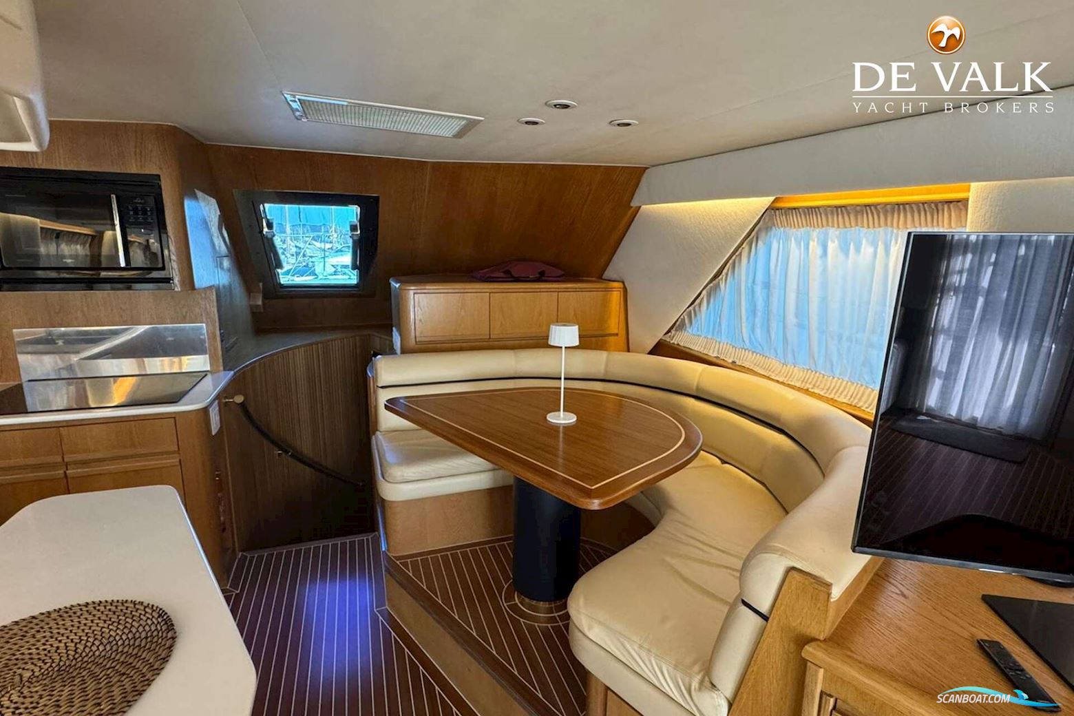 Hatteras 65 Convertible