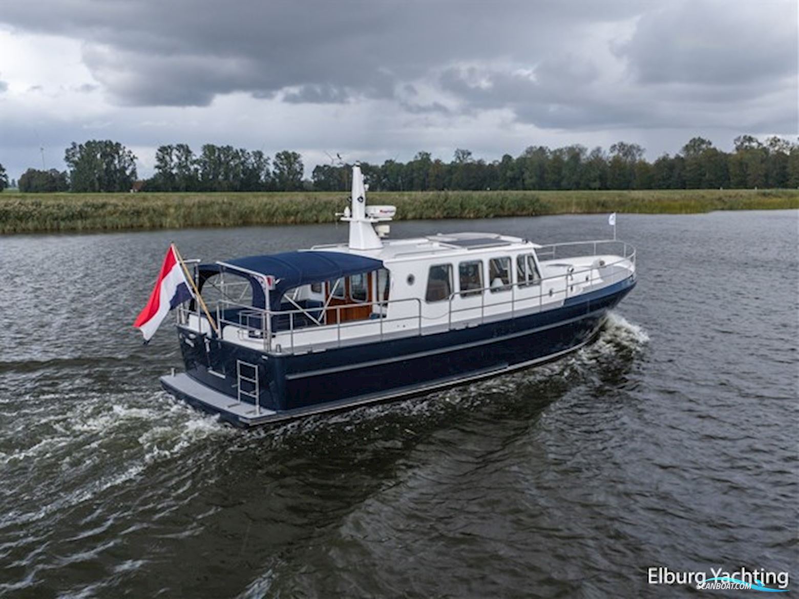 Hellingskip 1300 - Open Kuip