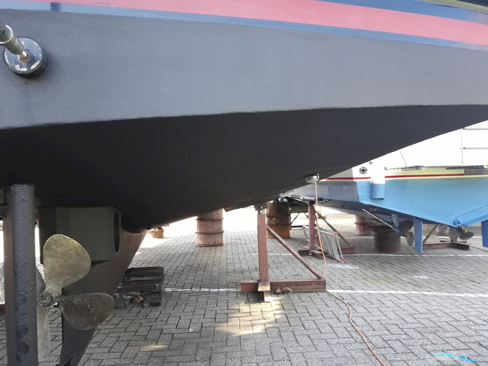 Hellingskip 1300 AK