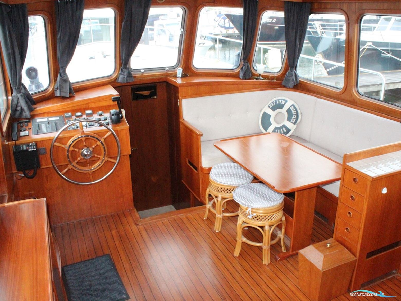Hellingskip 1300 AK