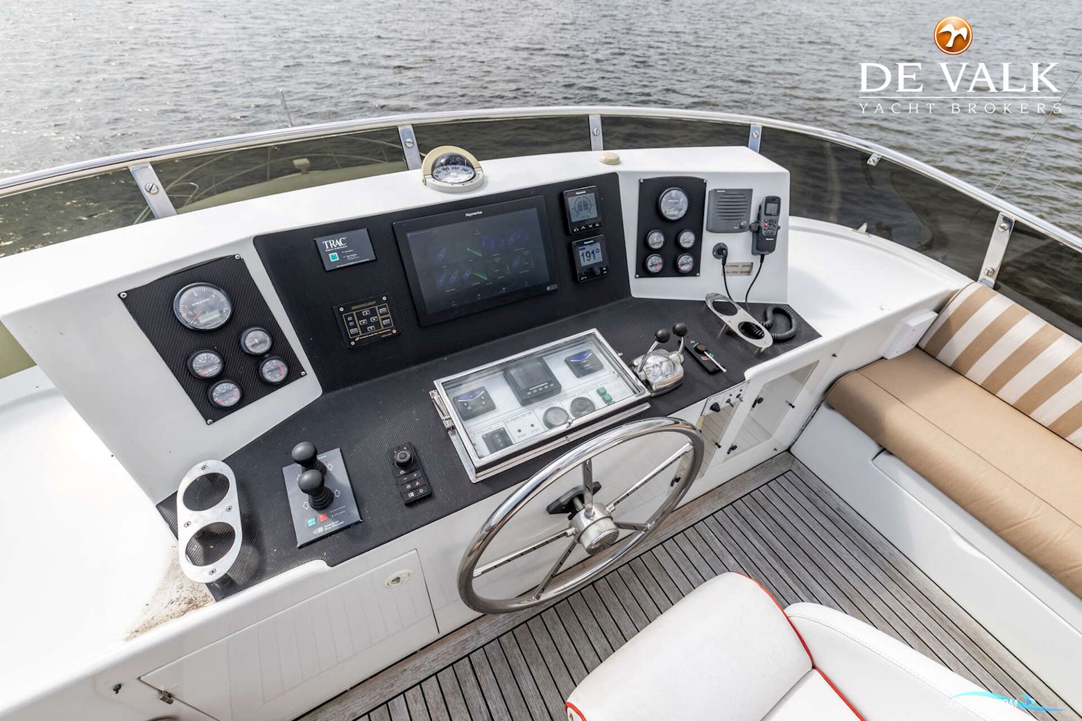 Hershine 61 Pilothouse