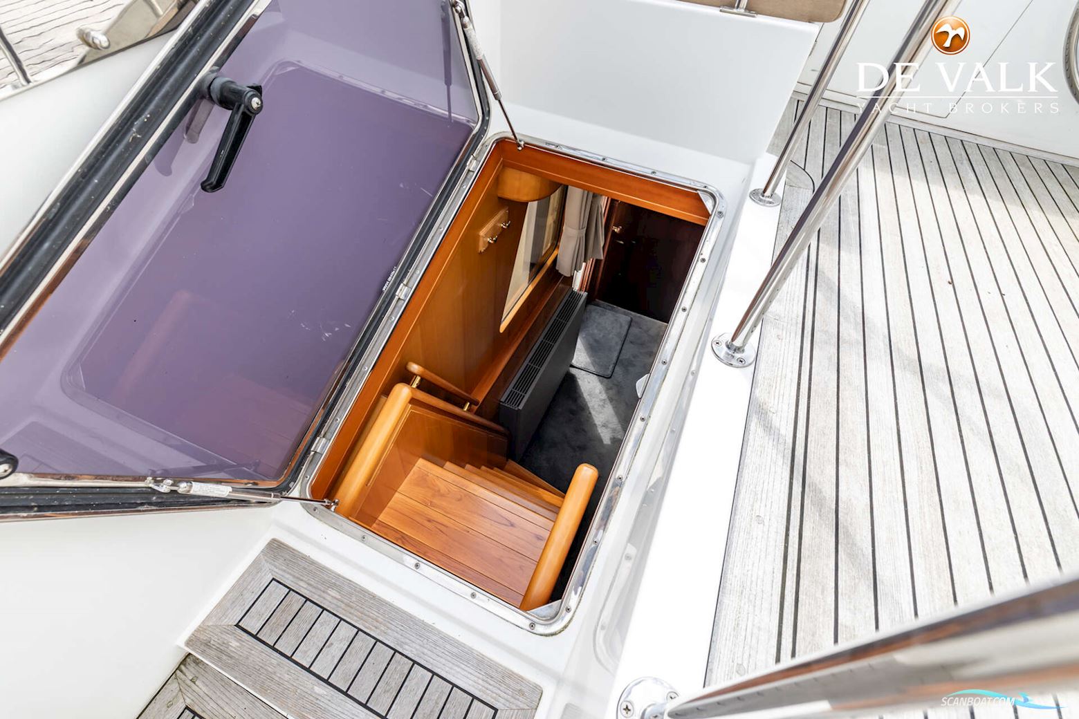 Hershine 61 Pilothouse