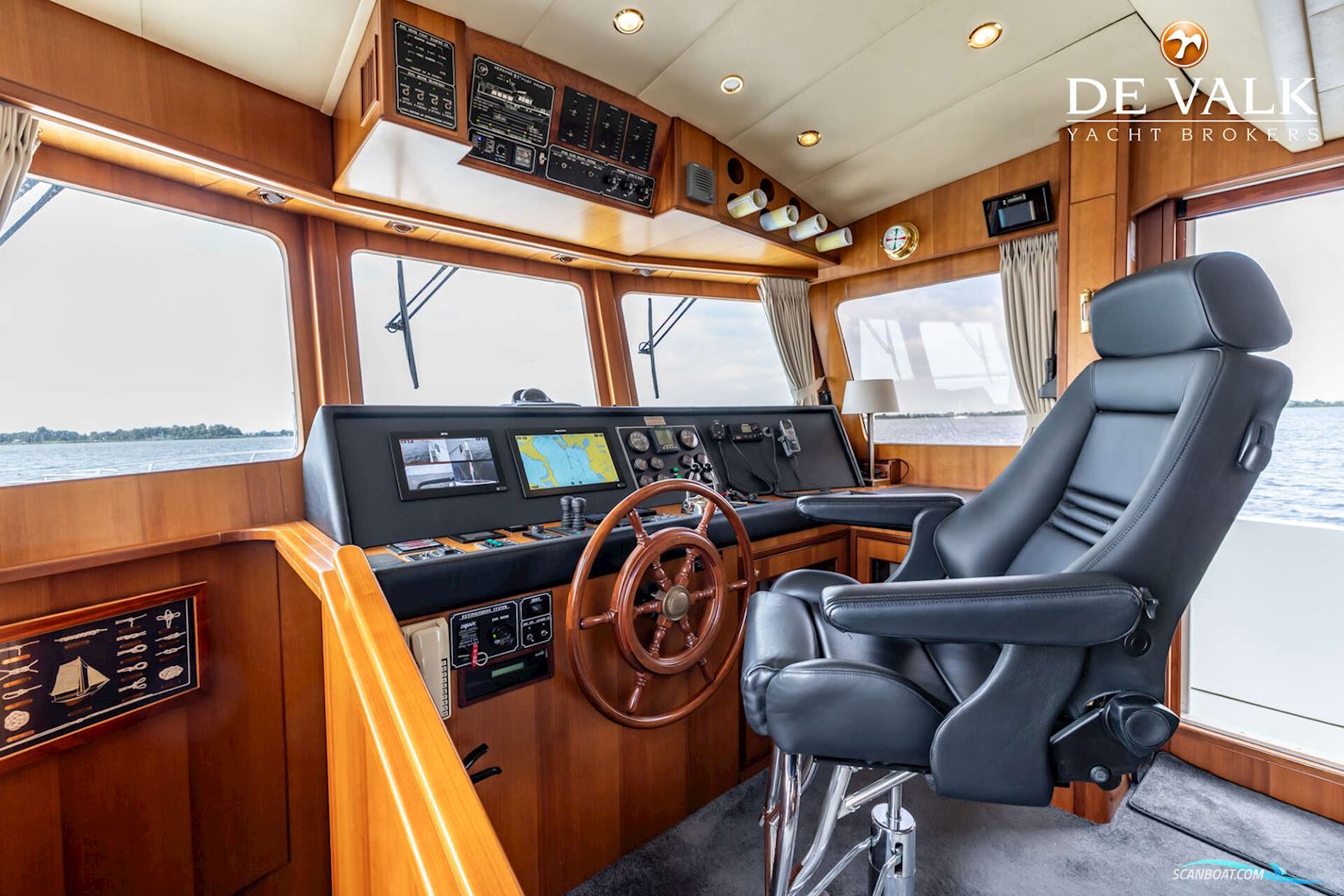 Hershine 61 Pilothouse