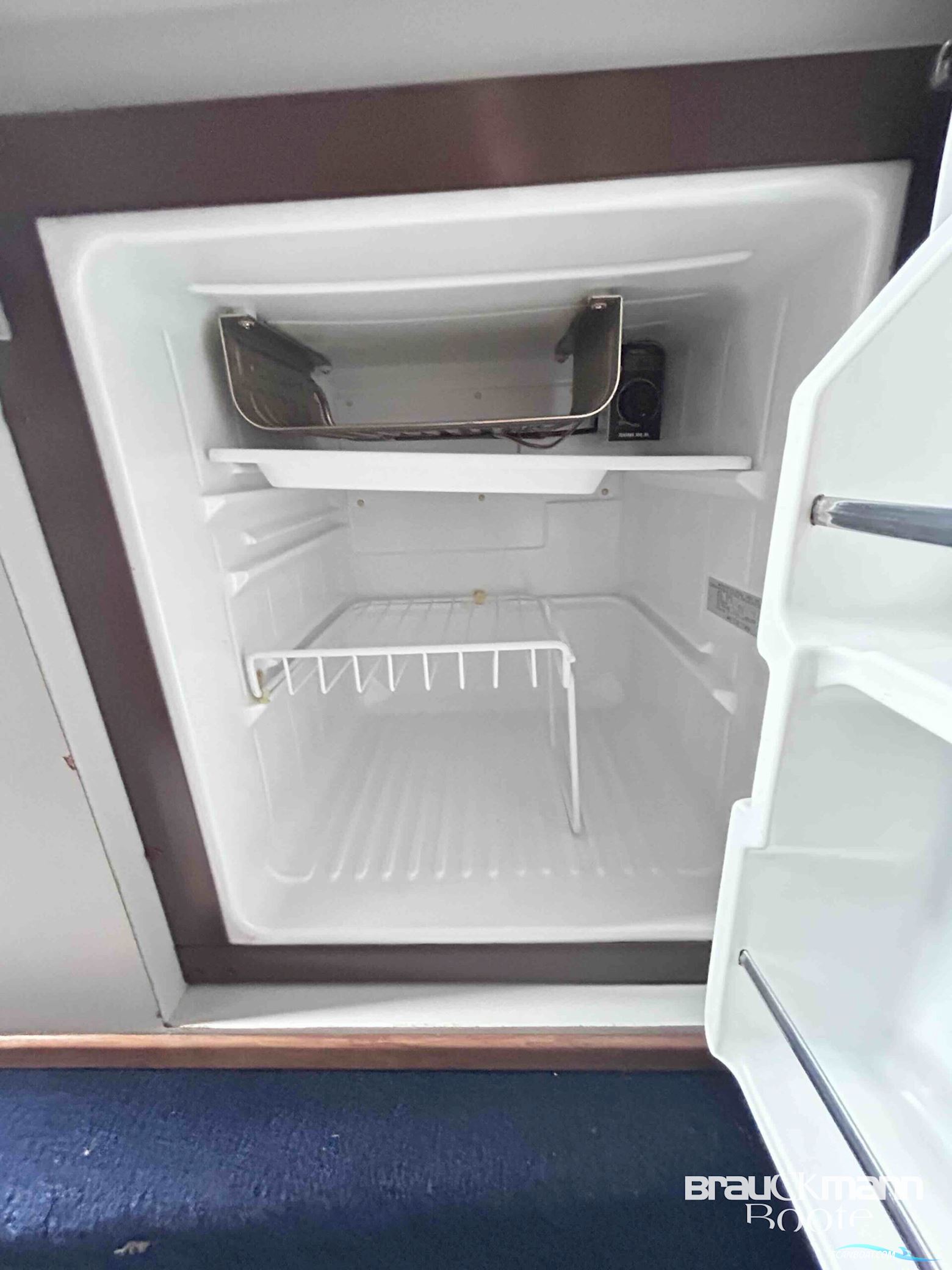 Hersteller Ambassador 255 XL