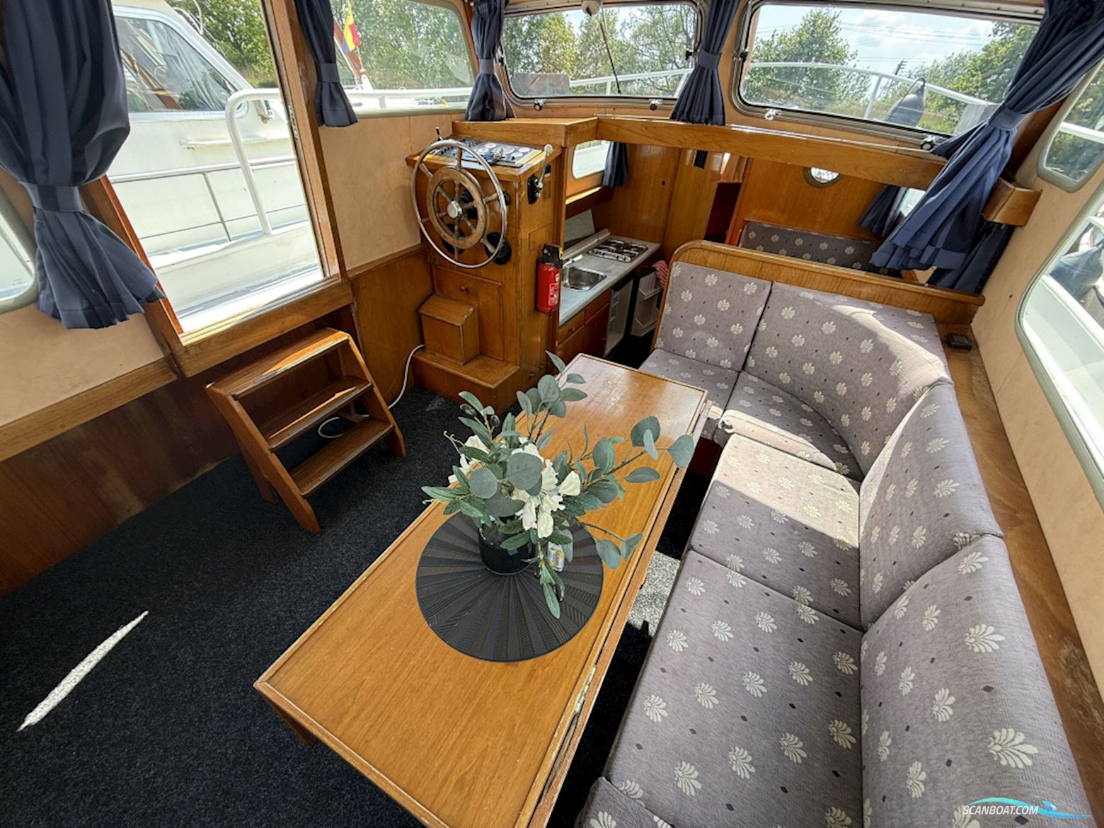 Hoekstra Kruiser 1100