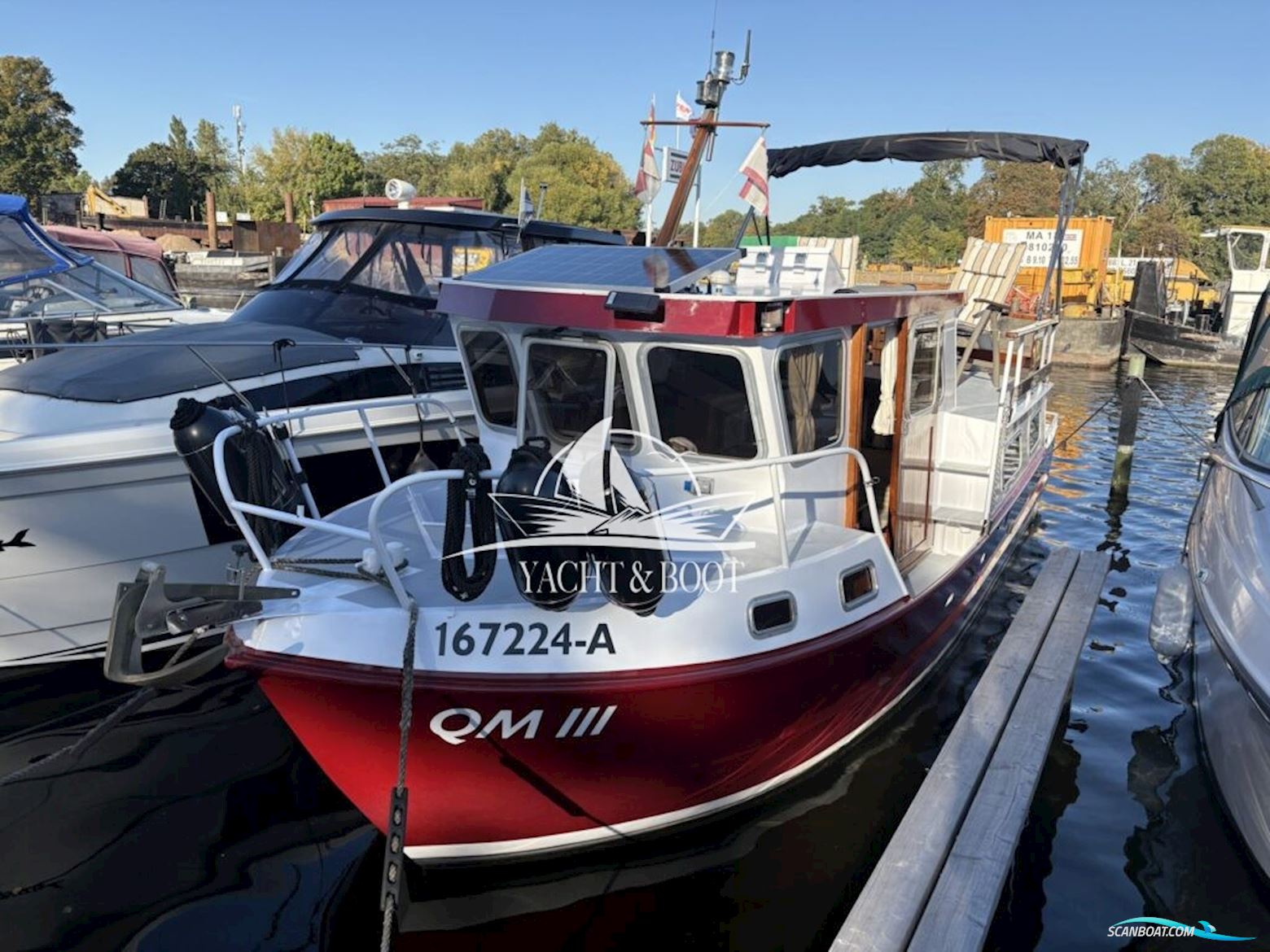 Holländischer Werftbau Crowntrawler 830