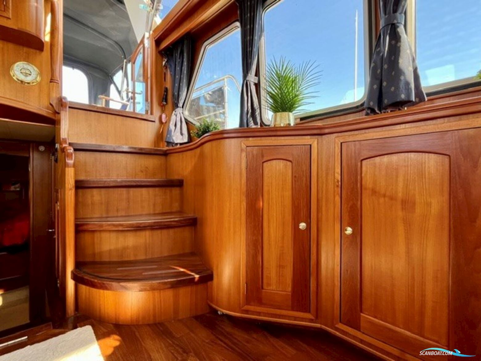 Holterman 44 Royal Class
