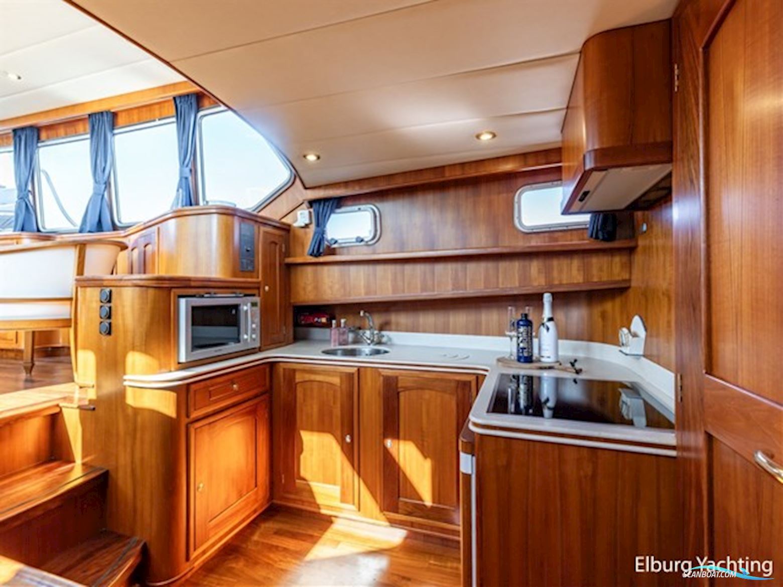 Holterman 48 Trawler - Stabilizers 