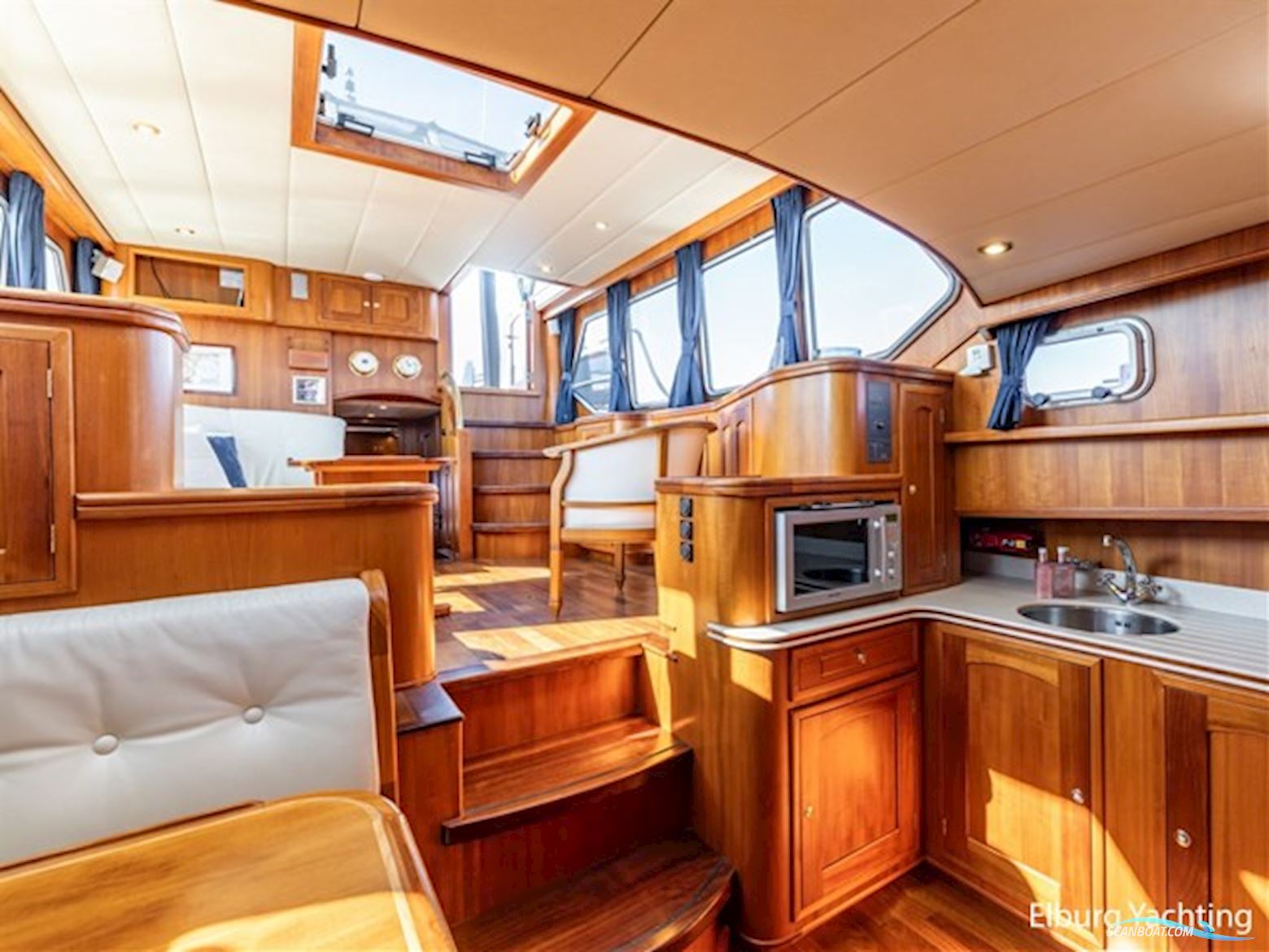 Holterman 48 Trawler - Stabilizers 