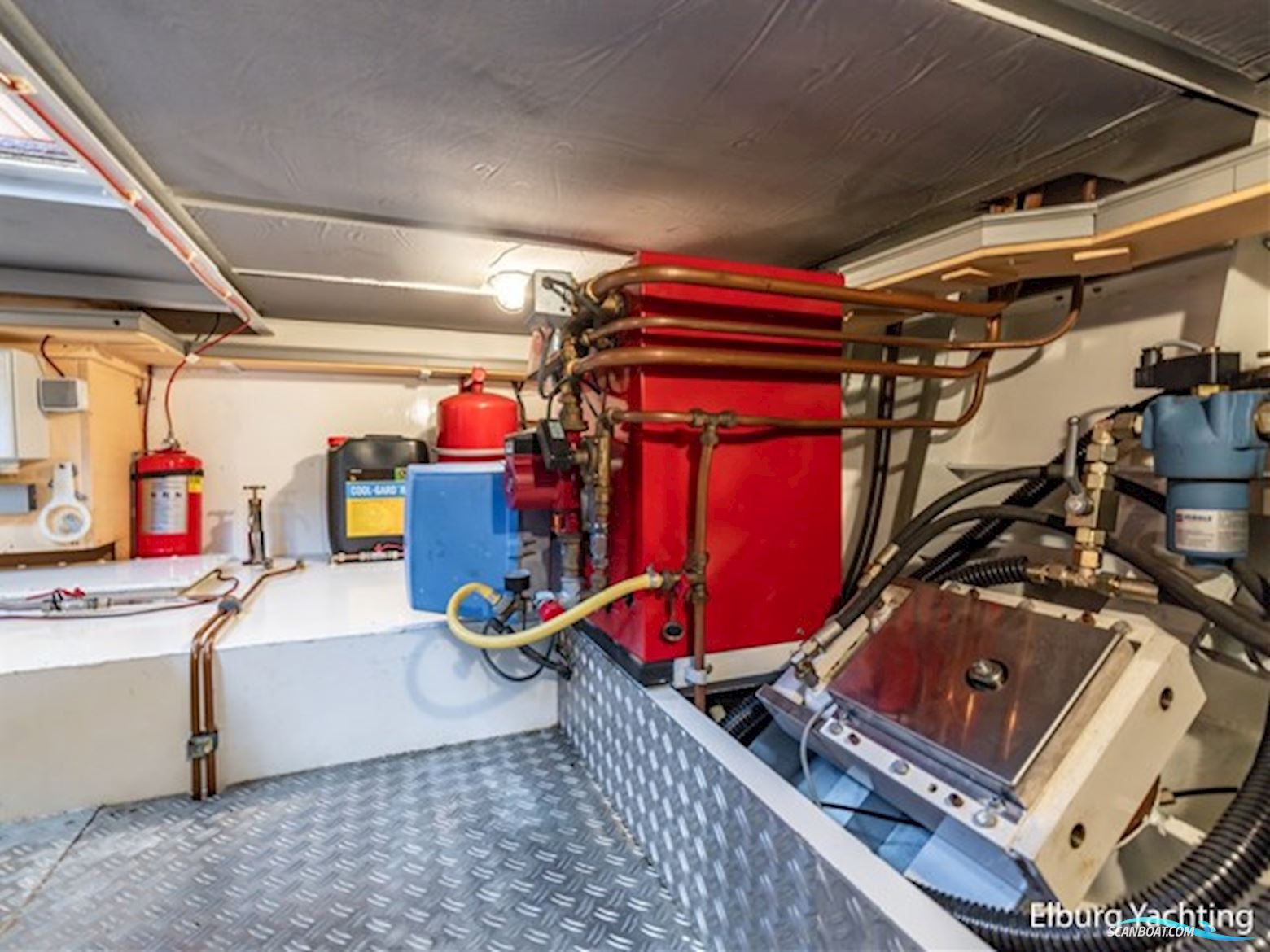 Holterman 48 Trawler - Stabilizers