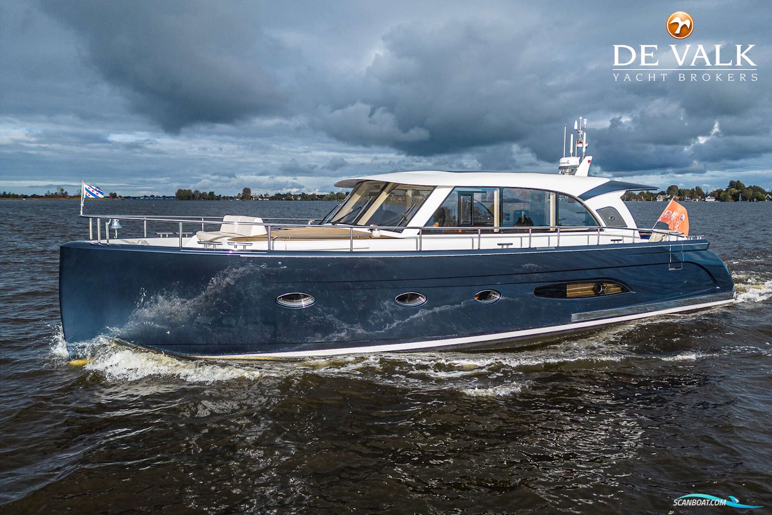 HOLTERMAN 53 Commander