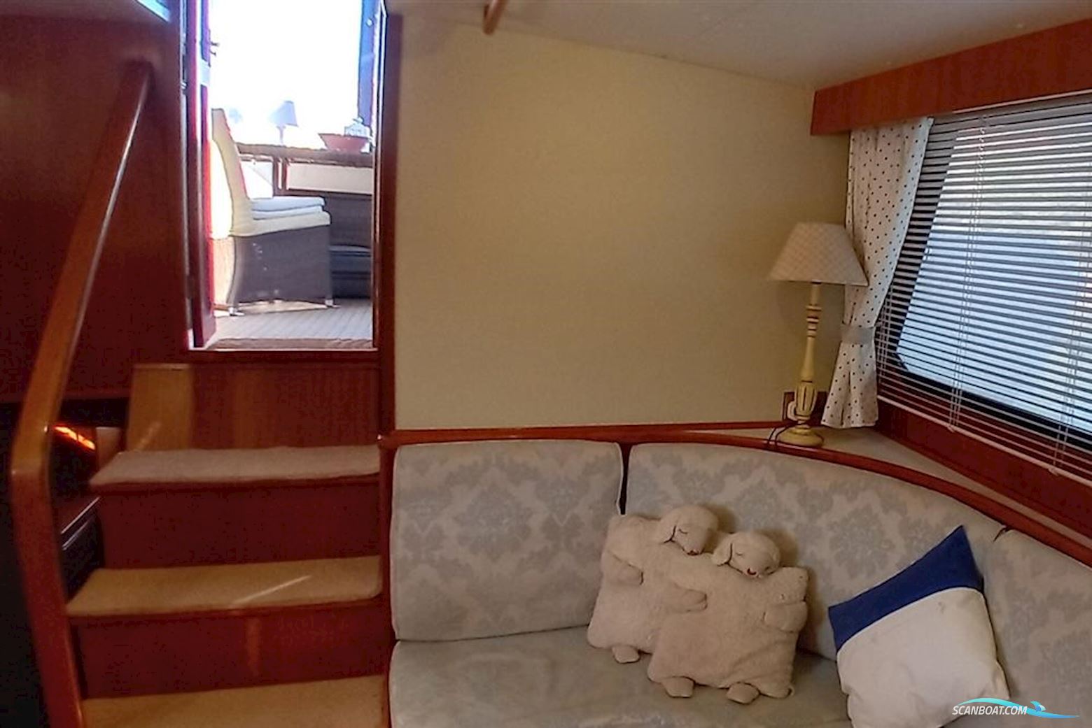 Horizon 47 Trawler Motor Yacht