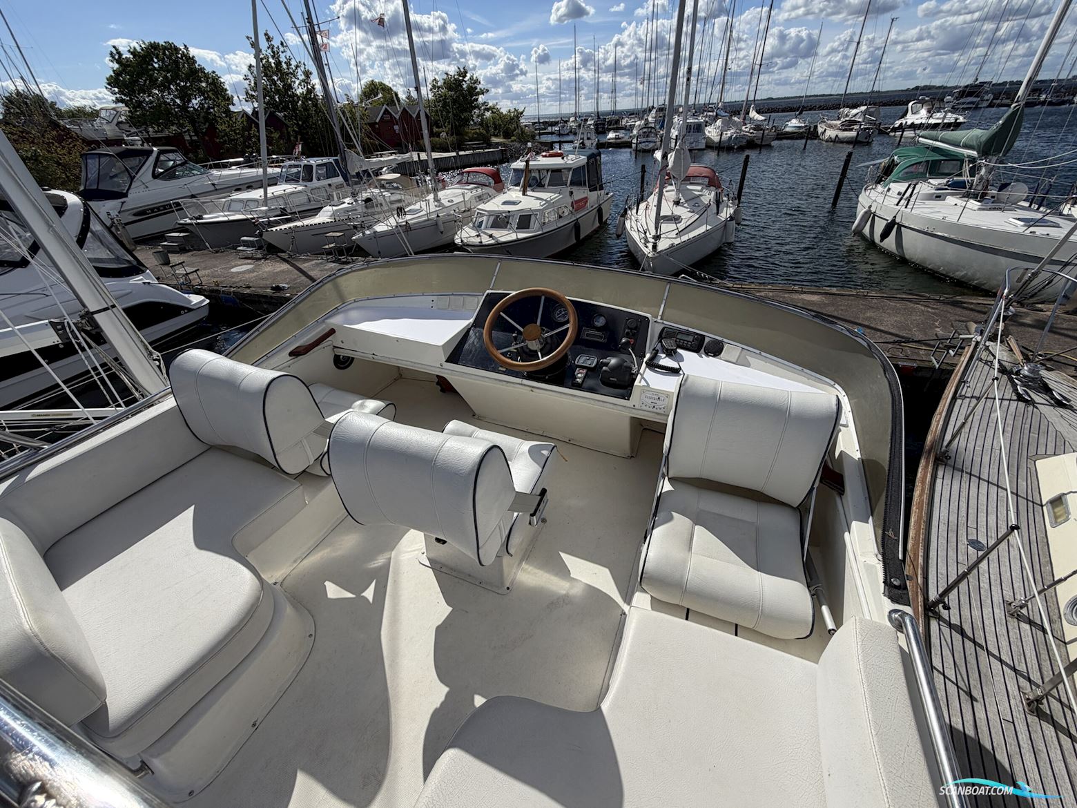 Hsö 30 Flybridge