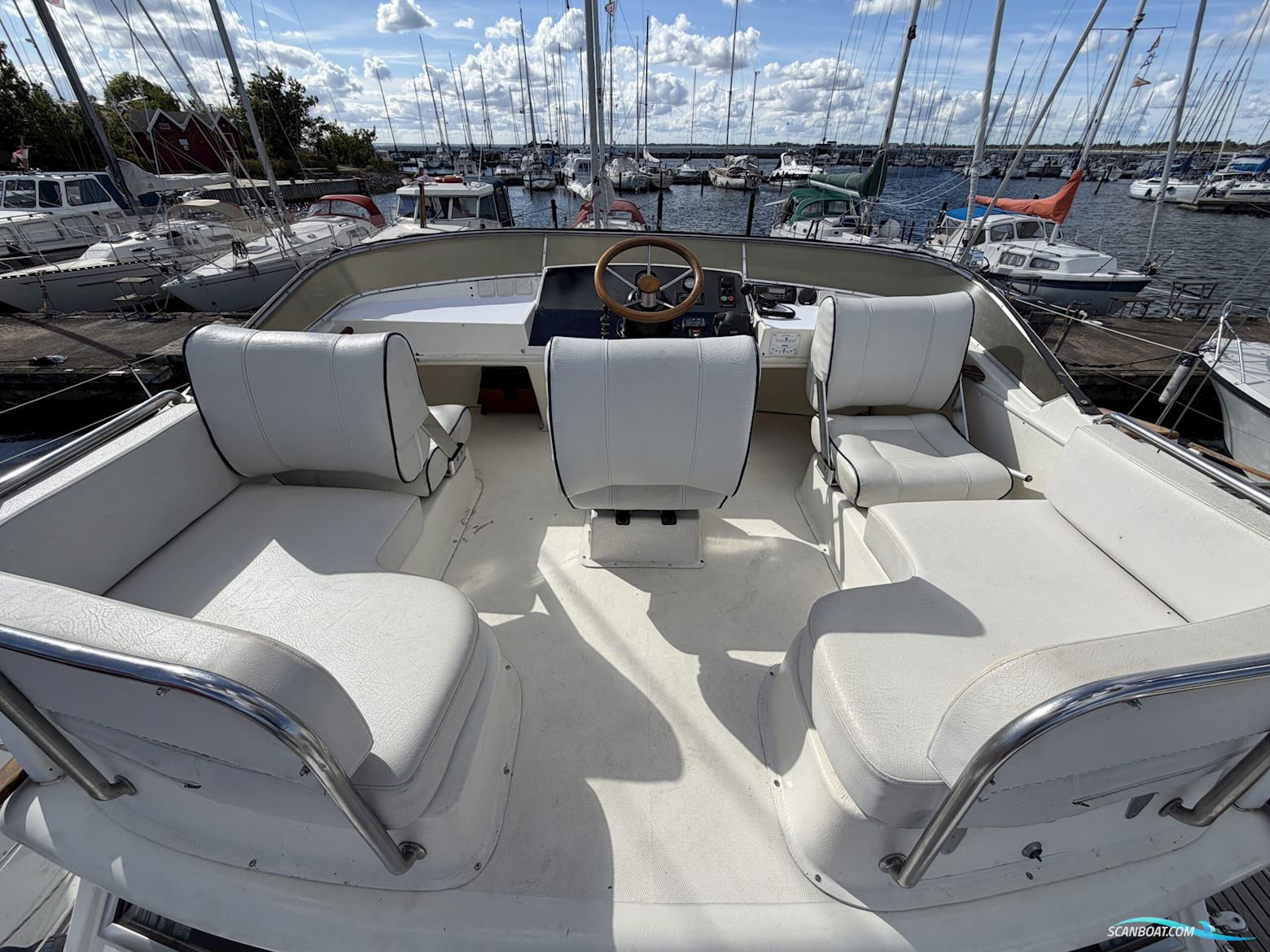 Hsö 30 Flybridge