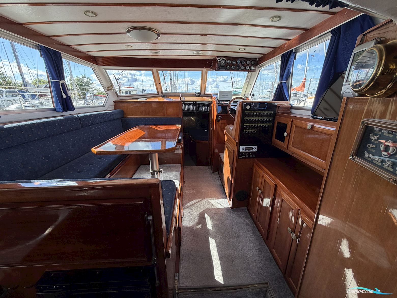 Hsö 30 Flybridge