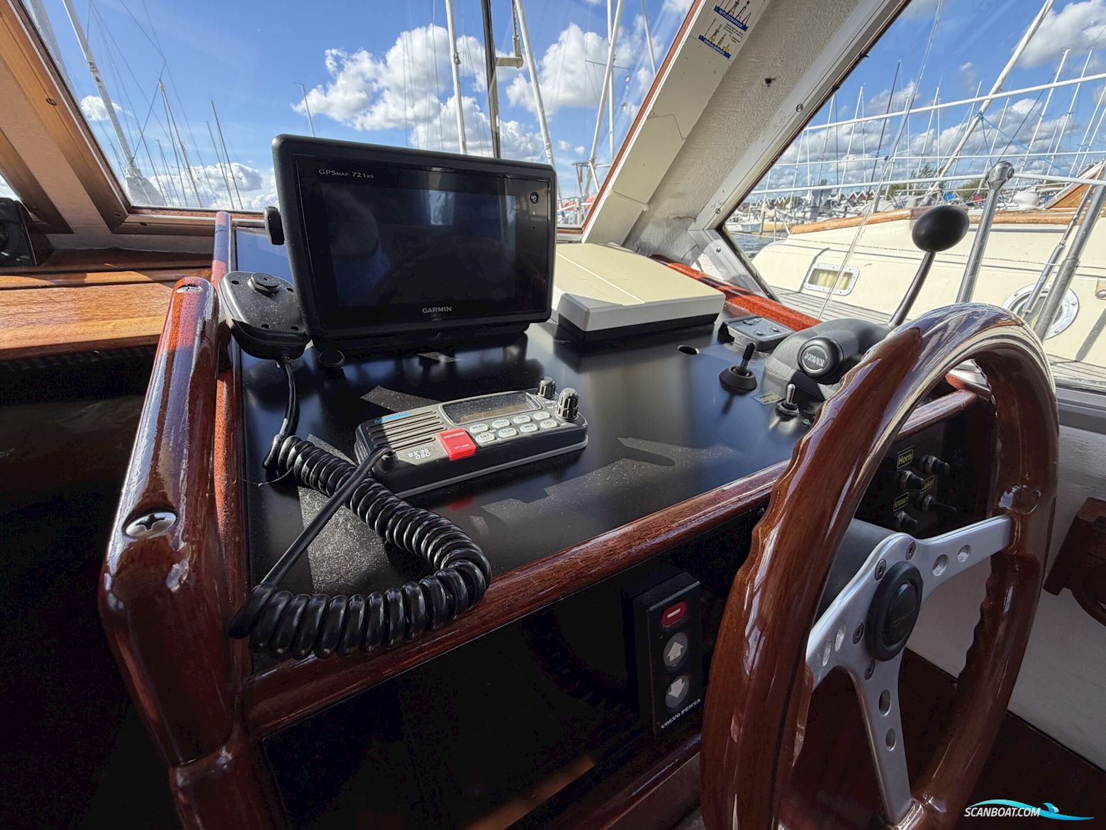 Hsö 30 Flybridge