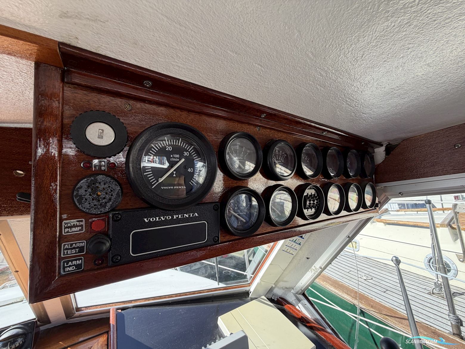 Hsö 30 Flybridge