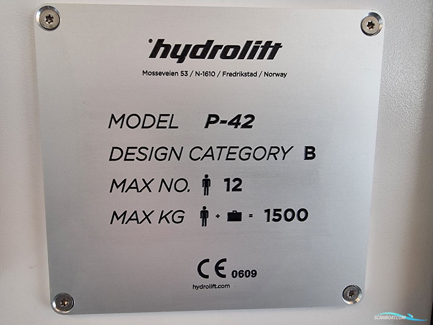 Hydrolift Patrol 42 Discover