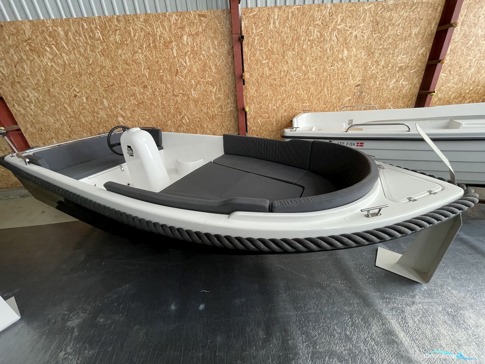 ICON 420 Motorbåt 2022, Danmark