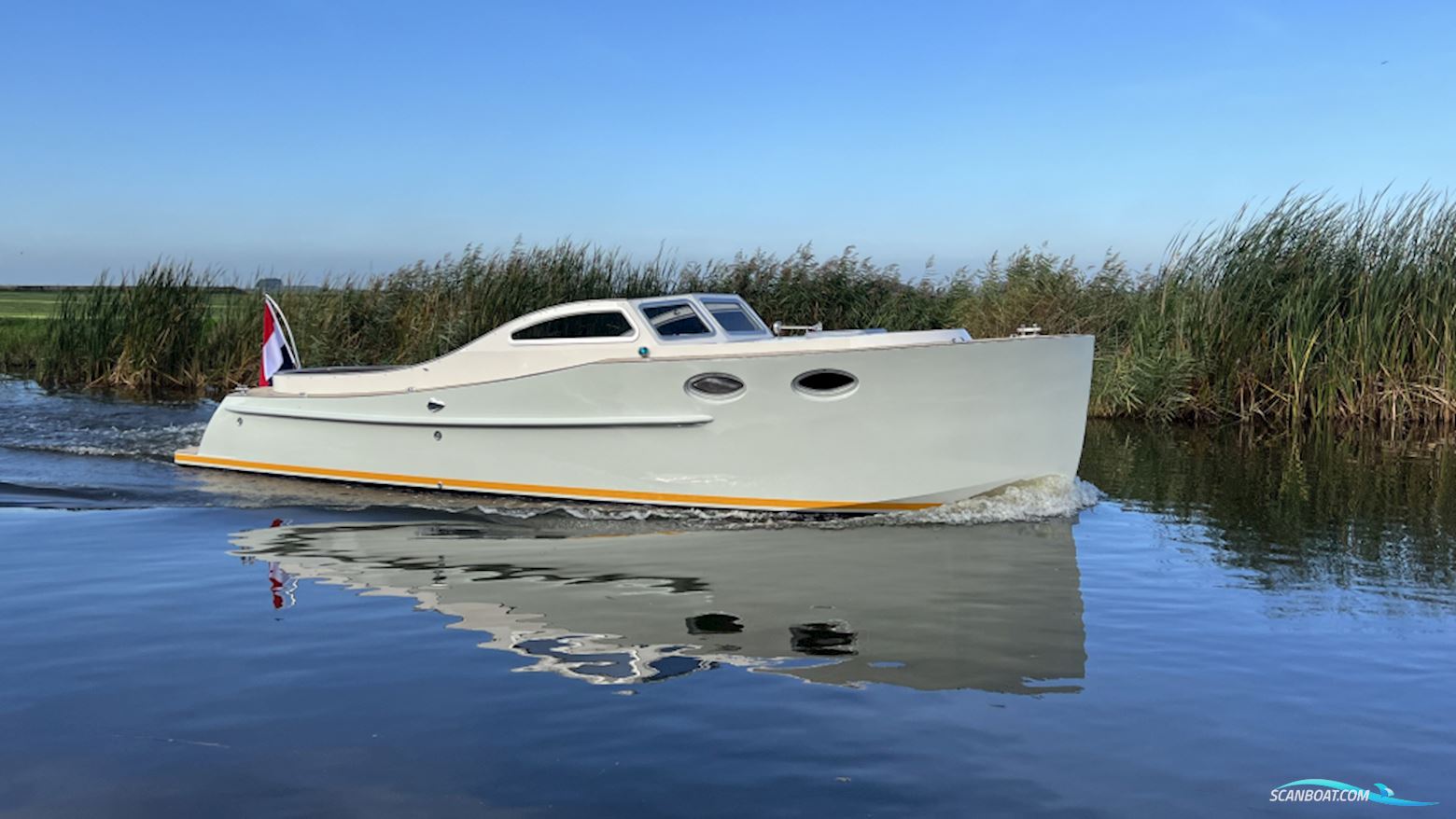 Ijzendoorn Yachts Tender Cabin 800