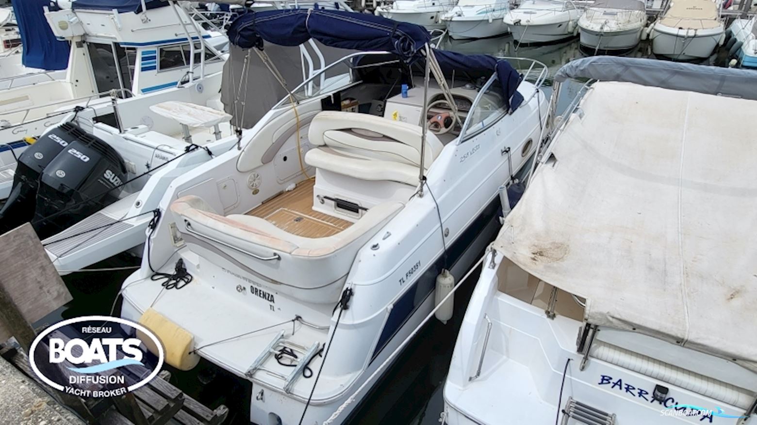 Inconnu Four Winns 258 Motorbåt 1998, med Volvo motor, Frankrike