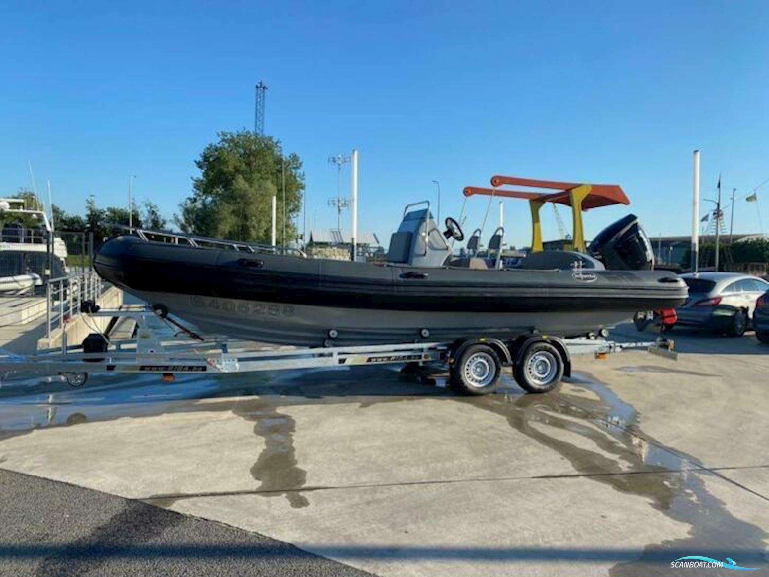 Infanta 7.5 SR Motorbåt 2018, med Evinrude E-TEC G2 motor, Belgien