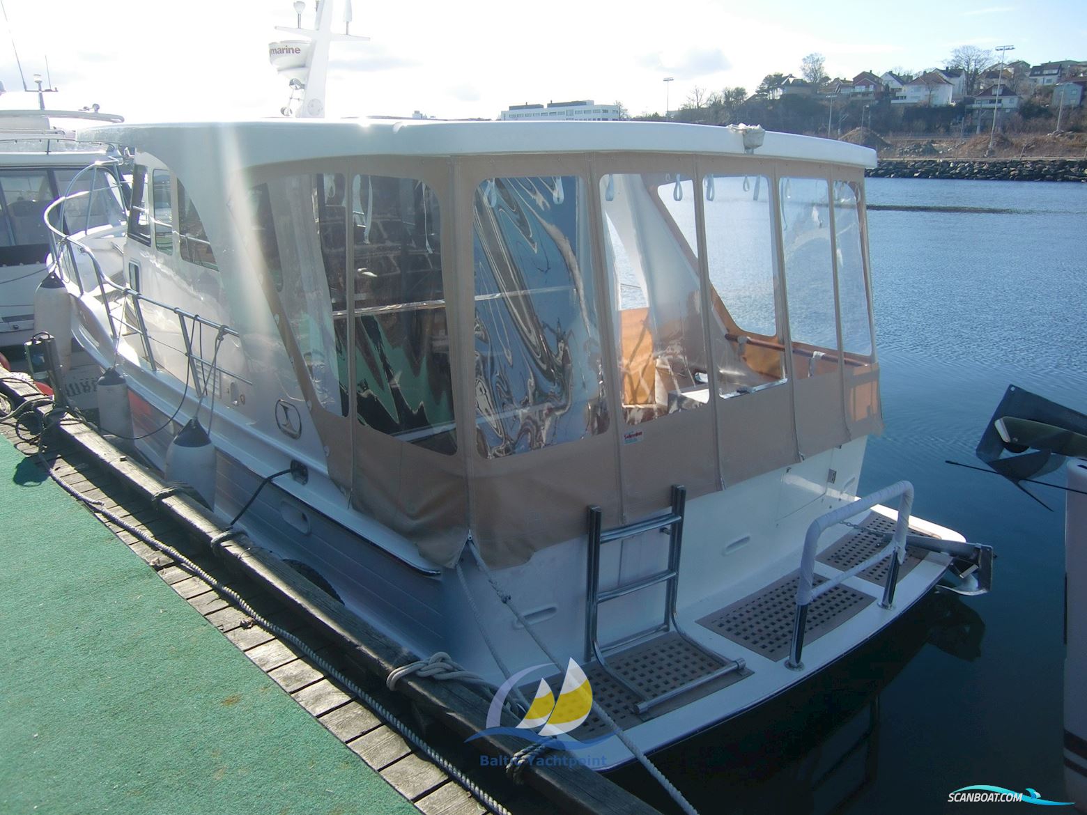 Integrity Motor Yachts Integrity 350 Sedan