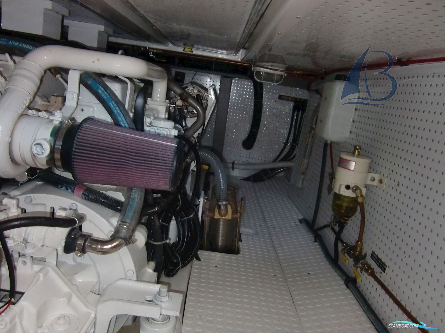 Integrity Motor Yachts Integrity 350 Sedan