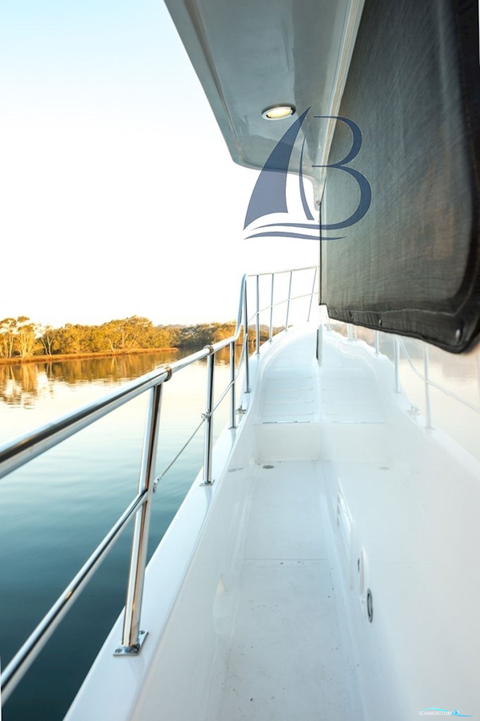 Integrity Motor Yachts Integrity 440 Sedan