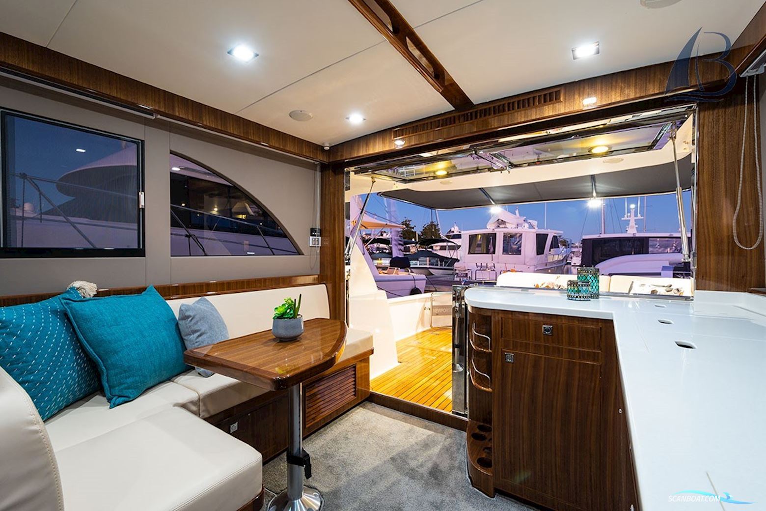 Integrity Motor Yachts Integrity Newport 460
