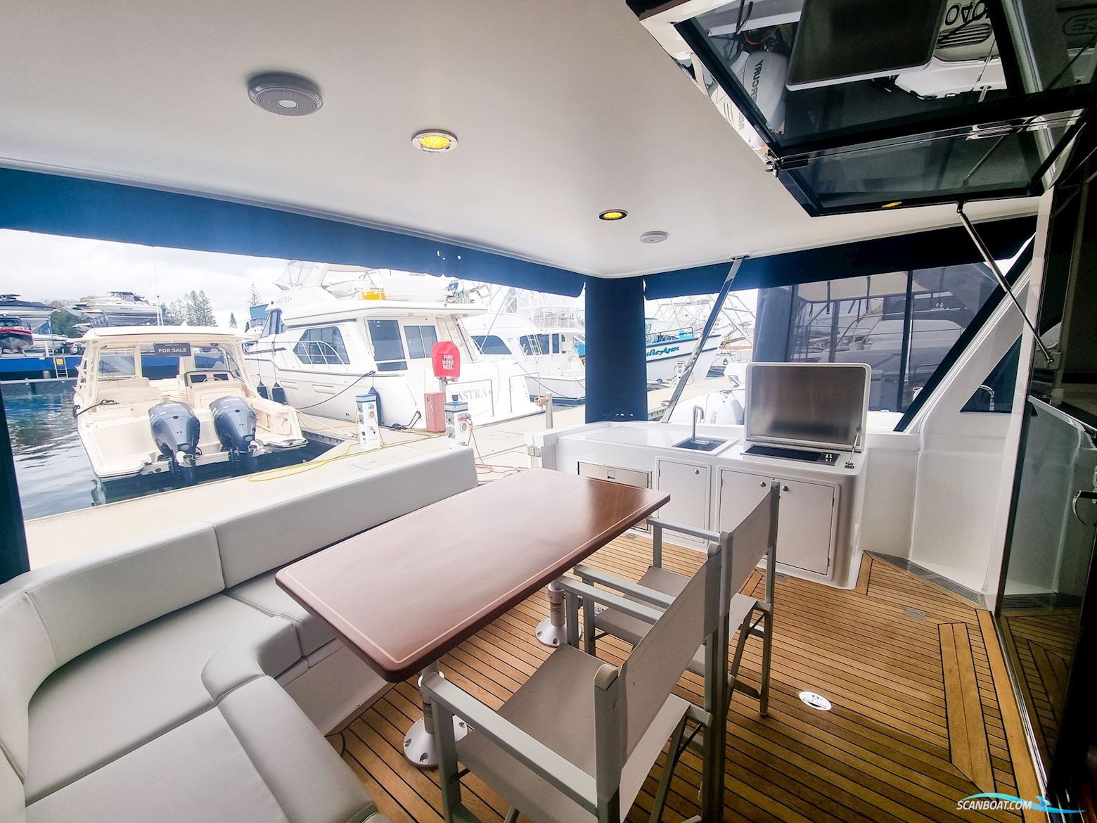 Integrity Trawlers 470CE Plus