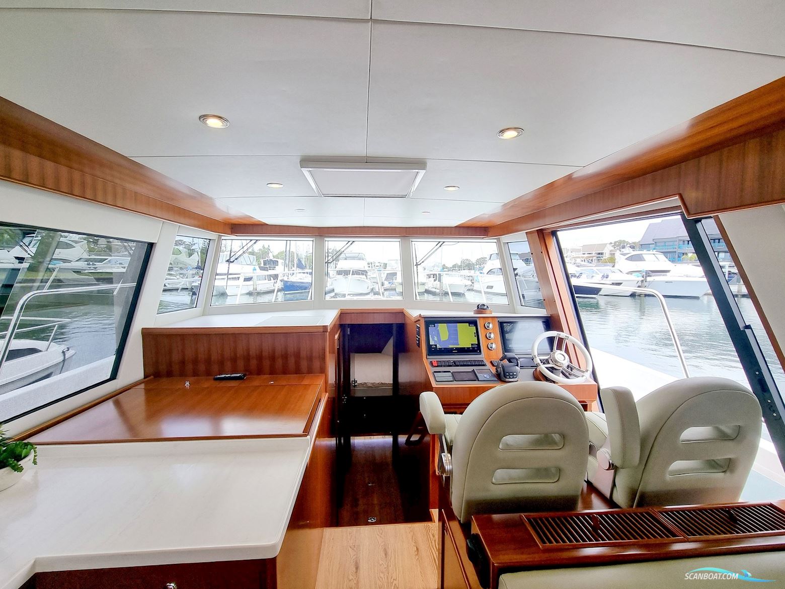 Integrity Trawlers 470CE Plus
