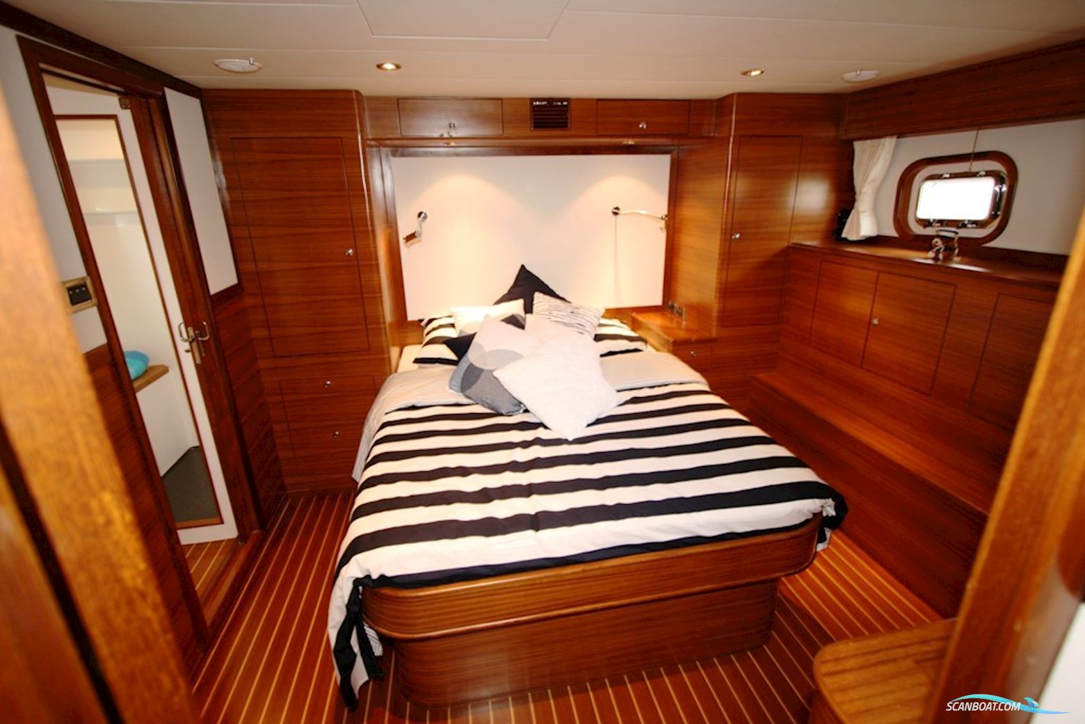 Integrity Trawlers Coastal Express 550CE