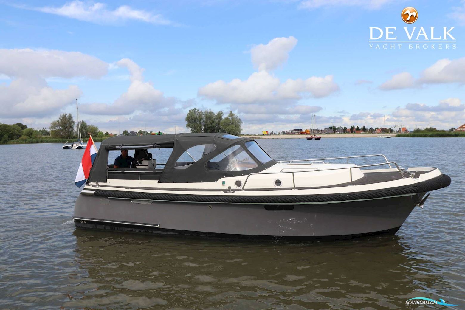 Intercruiser 29 Motorbåt 2014, med Volvo Penta motor, Holland