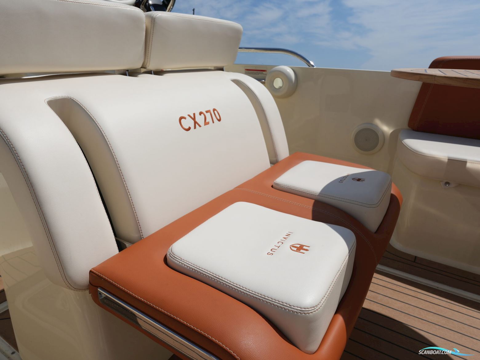 Invictus 270 CX