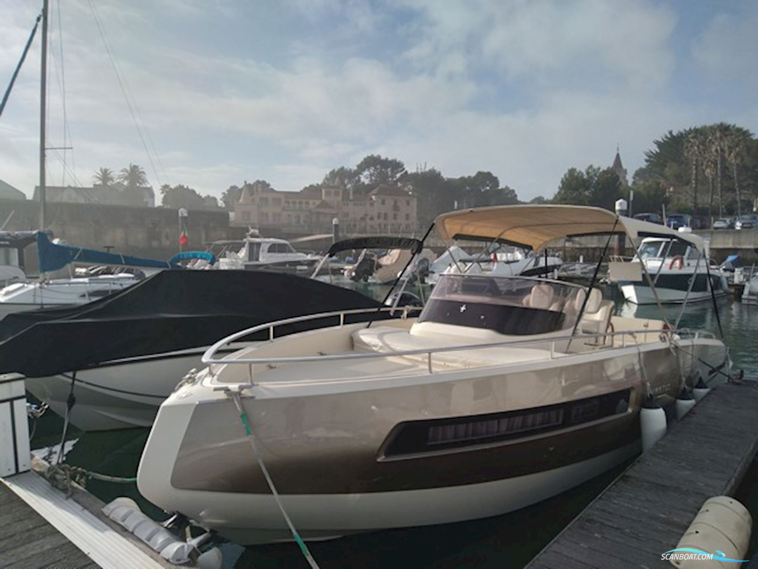 Invictus 280 GT Motorbåt 2016, med Volvo Penta 5.7 Gxi/V8 motor, Portugal