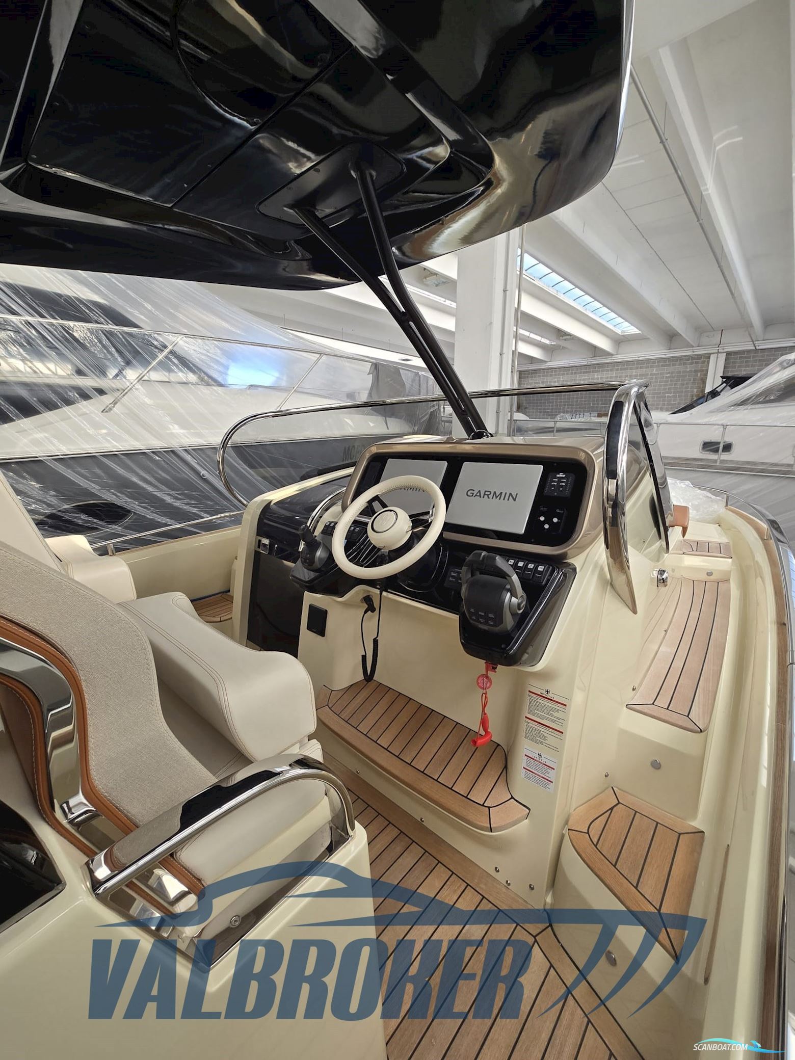 Invictus GT320