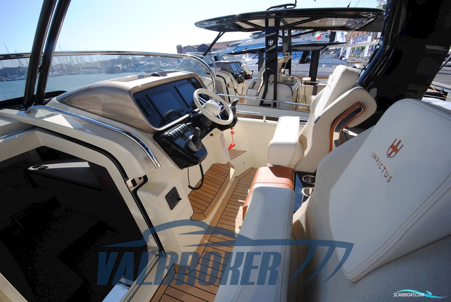 INVICTUS GT320