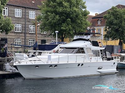 Italiensk Yacht 47 / Kajplads i KBH Centrum Motorbåt 1973, med 2 x Detroit motor, Danmark