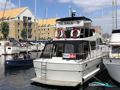 Italiensk Yacht 47 / Kajplads i KBH Centrum Motorbåt 1973, med 2 x Detroit motor, Danmark