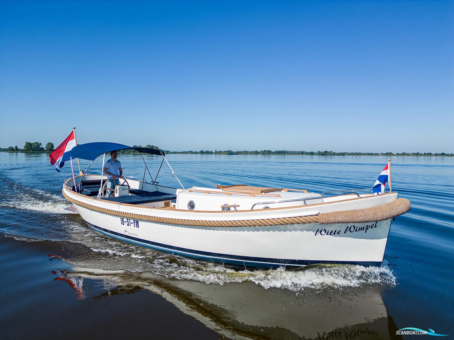 Jan Van Gent 10.35 Cabin